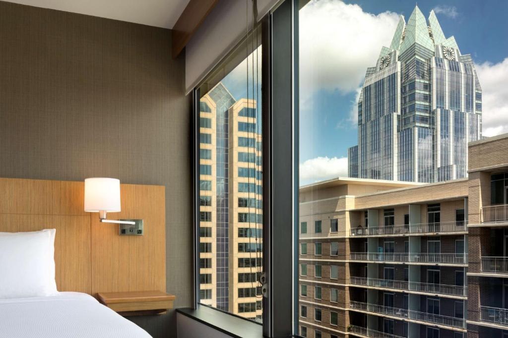Hyatt Place Austin Downtown photo 2