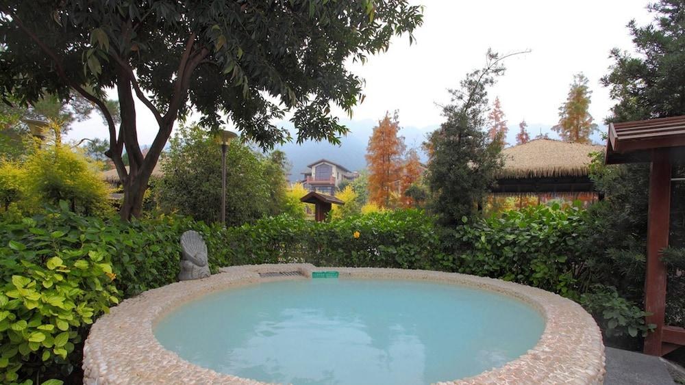 Country Garden Holiday Hot Spring Hotel photo 1