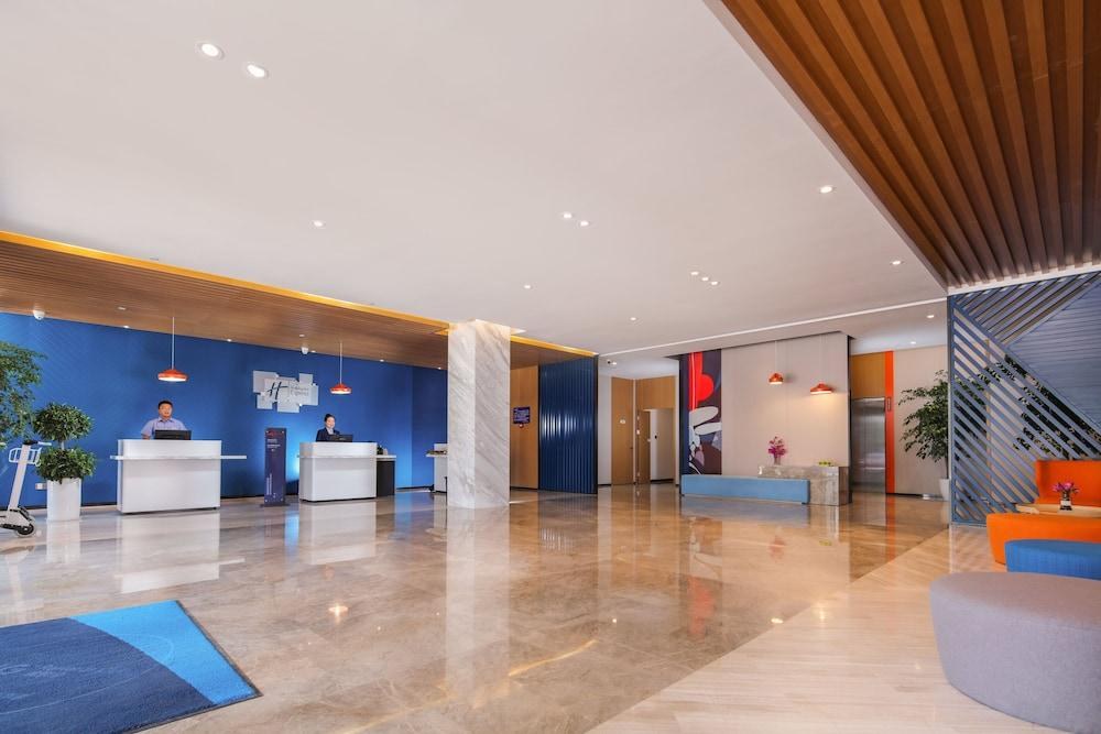 Holiday Inn Express Chengdu East photo 4