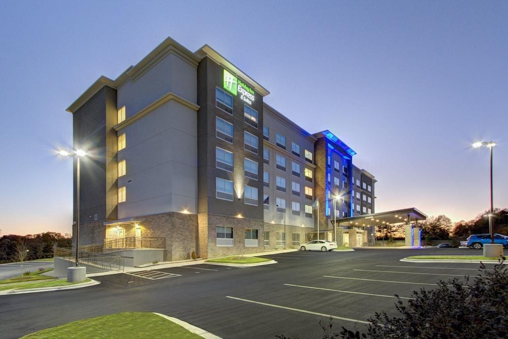 Holiday Inn Express And Suites - Charlotte Southwest