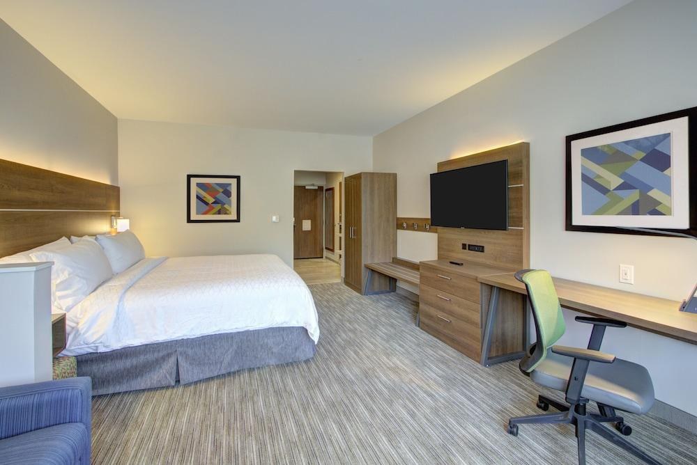 Holiday Inn Express And Suites - Charlotte Southwest photo 4