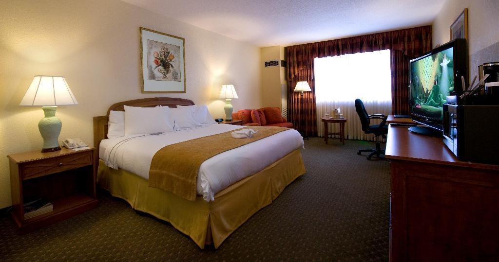 HOLIDAY INN ORLANDO INTL DRIVE¿CONV CENTER