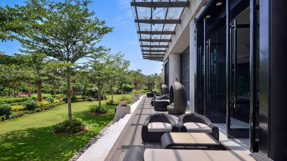 Holiday Inn Haikou West Coast
