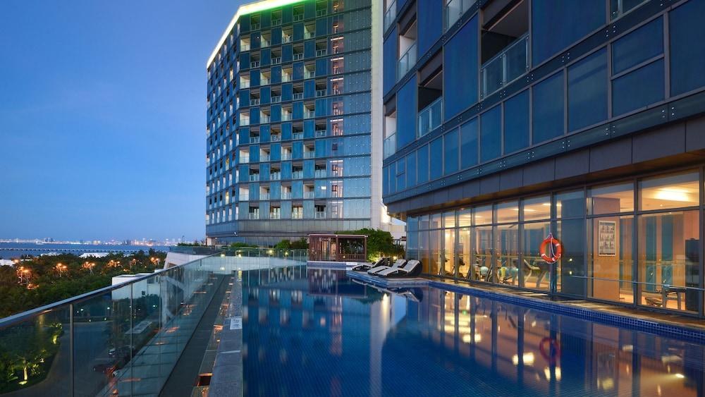 Holiday Inn Haikou West Coast photo 1