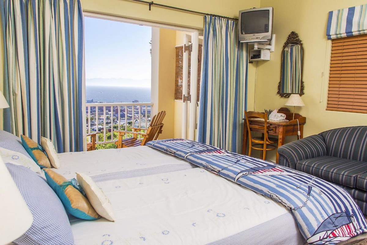 Albatross Guest House photo 1