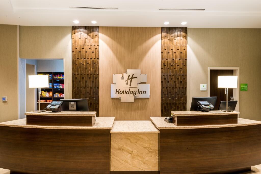 Holiday Inn Lexington - Hamburg by IHG photo 1