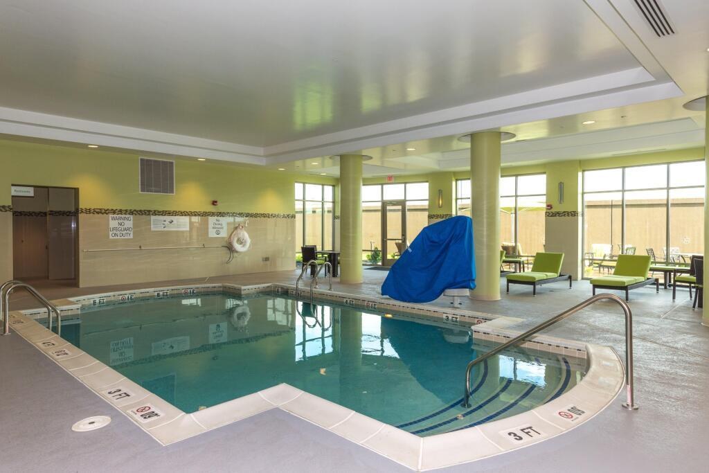 Holiday Inn Lexington - Hamburg by IHG photo 3