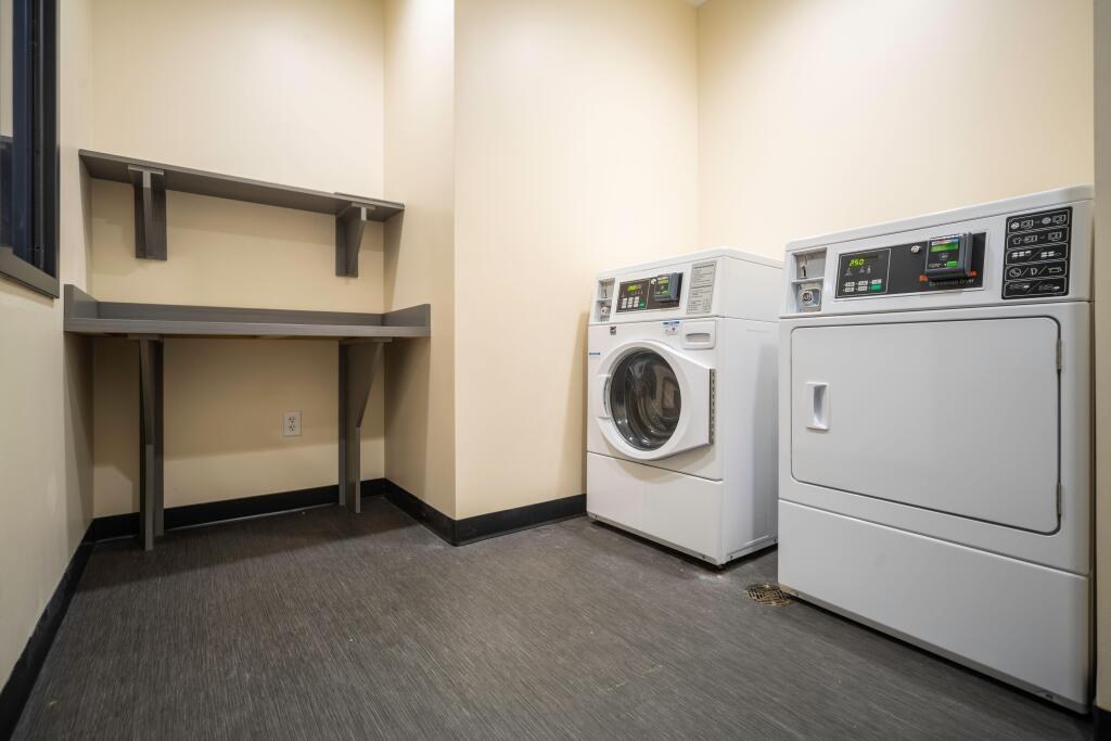 Holiday Inn St. Louis - Creve Coeur by IHG photo 2