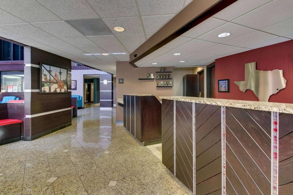 Heritage Inn Suites Houston/Sugar Land, Trademark by Wyndham photo 4