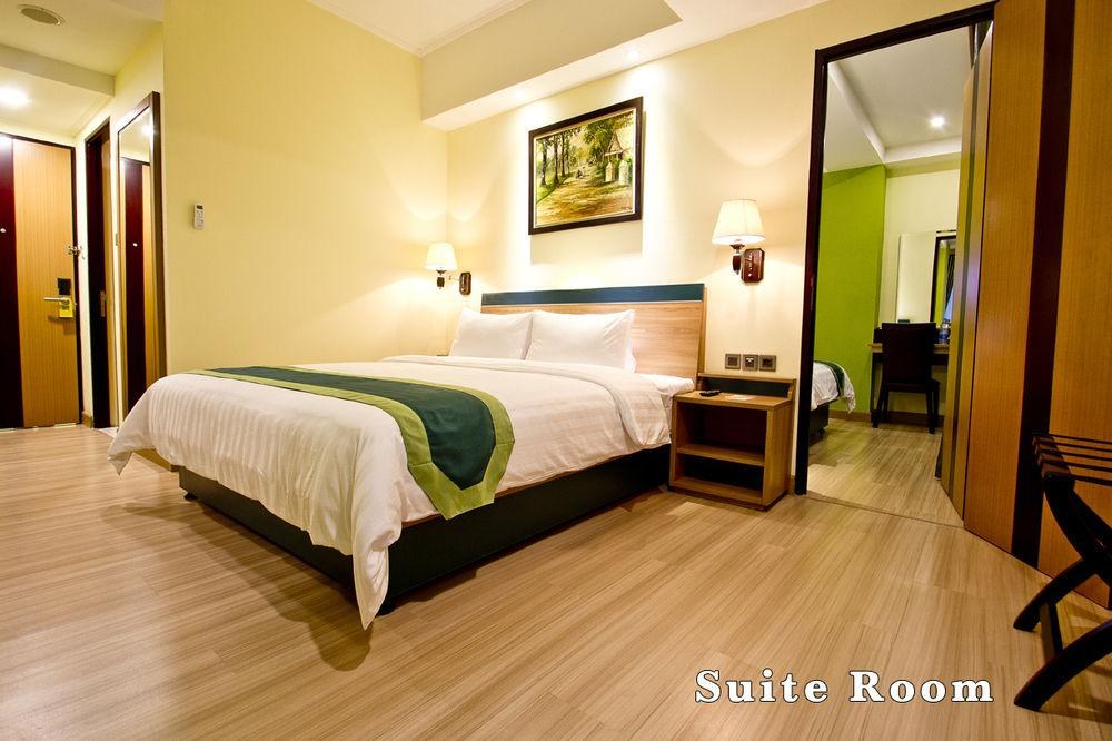 Green Batara Hotel photo 3