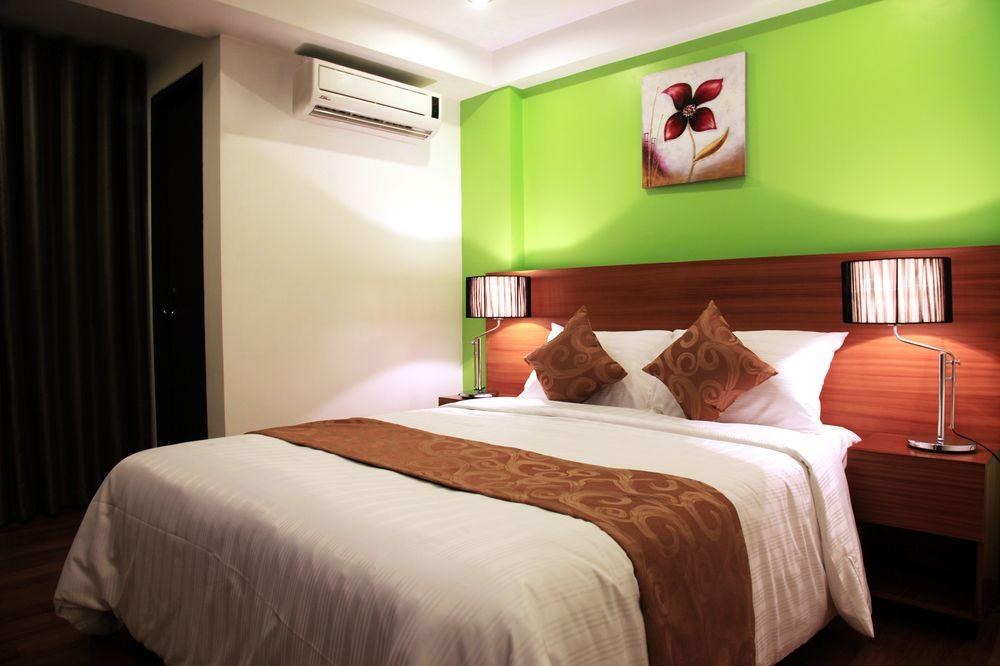 Guijo Suites Makati photo 1