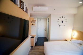 Verse Luxe Hotel Wahid Hasyim photo 3