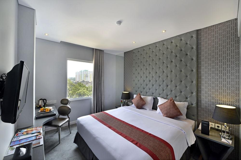 Serela Cihampelas Hotel photo 1