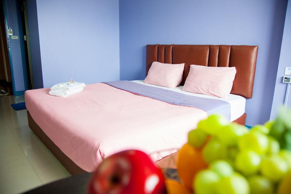 Happyland Mansion photo 1