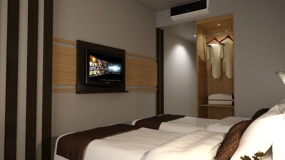 Pasar Baru Square Hotel Bandung Powered by Archipelago photo 4