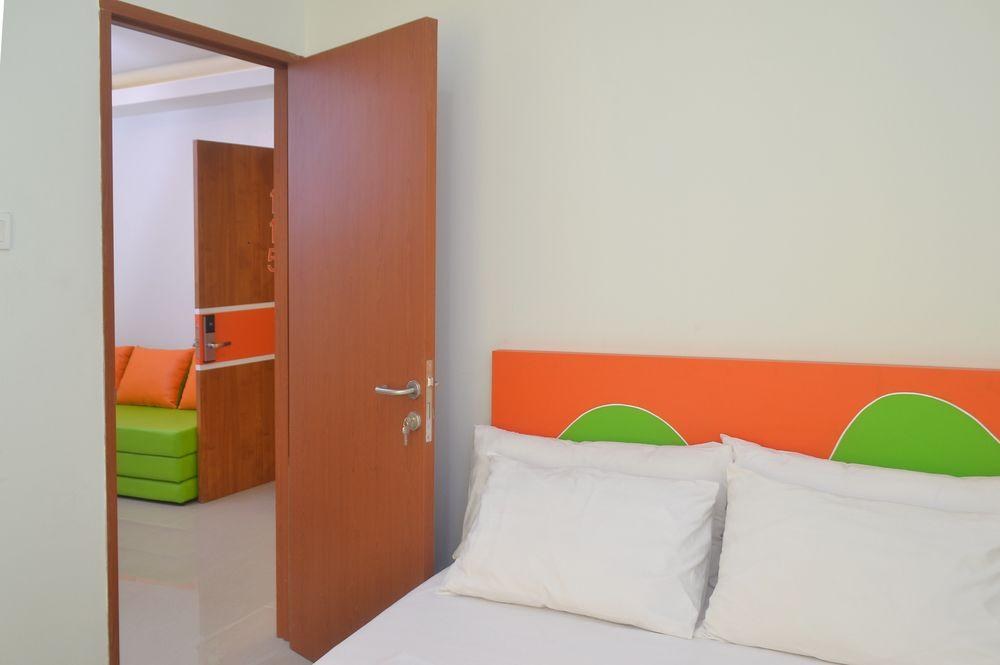 Titanium Express Homtel photo 1