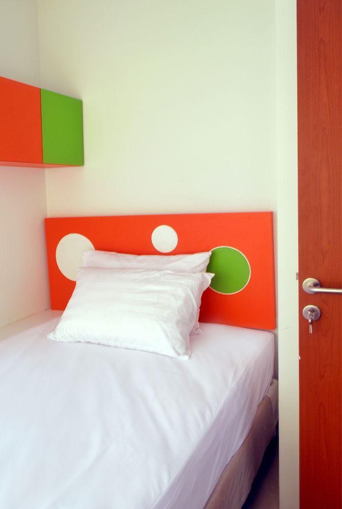 Titanium Express Homtel photo 2