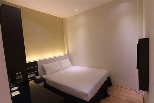 The V Hotel photo 1