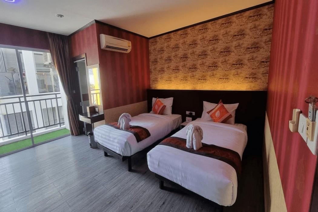 Sereneburi Patong Hotel photo 2