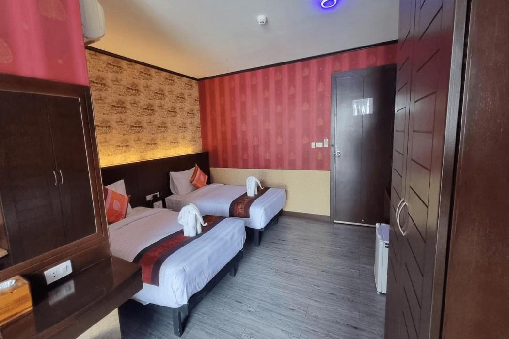 Sereneburi Patong Hotel photo 4