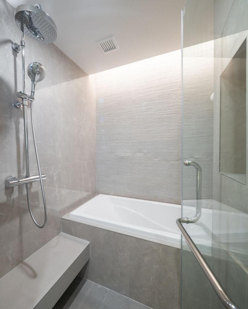 S. Sriracha Hotel and Residence photo 4