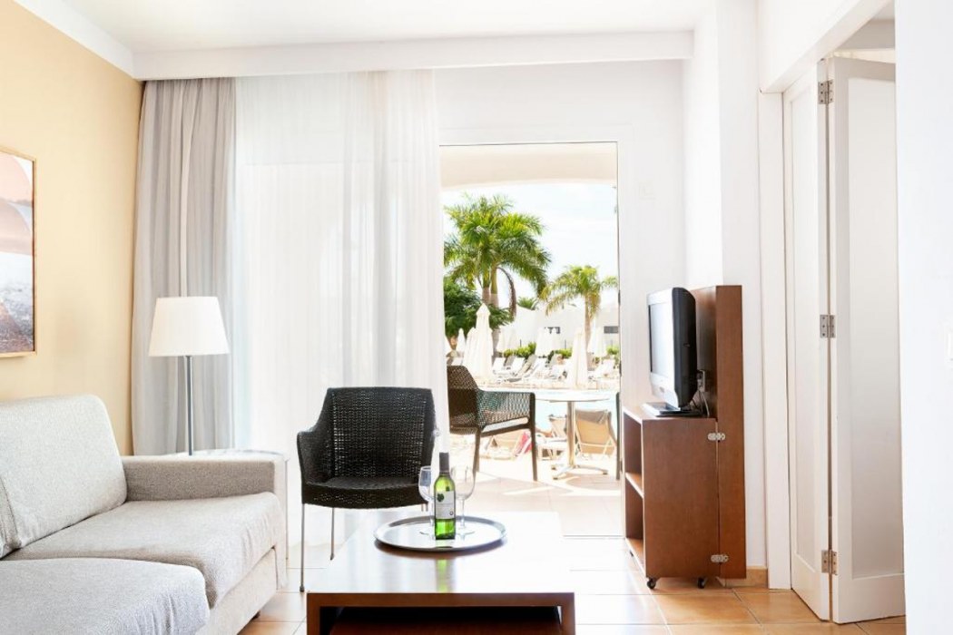 Sunprime Atlantic View Suites And Spa photo 4