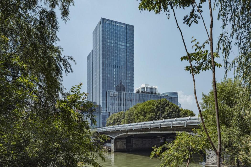 Four Seasons Hotel Hangzhou at Hangzhou Centre photo 1