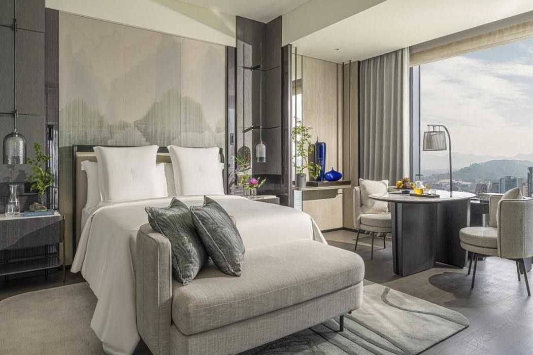 Four Seasons Hotel Hangzhou at Hangzhou Centre photo 4