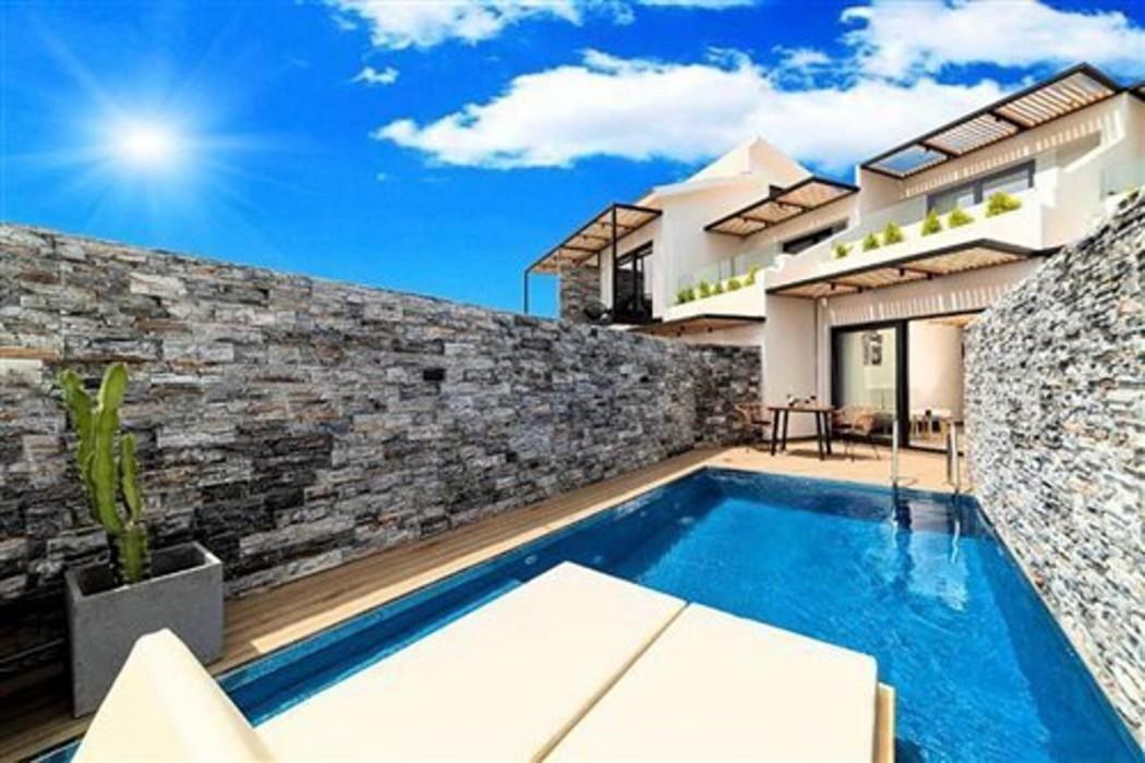 Aelia Suites photo 1