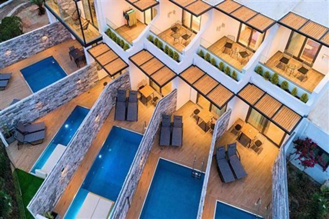 Aelia Suites photo 3