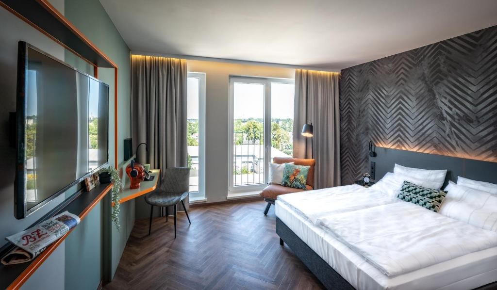 LOGINN Hotel Berlin Airport photo 1