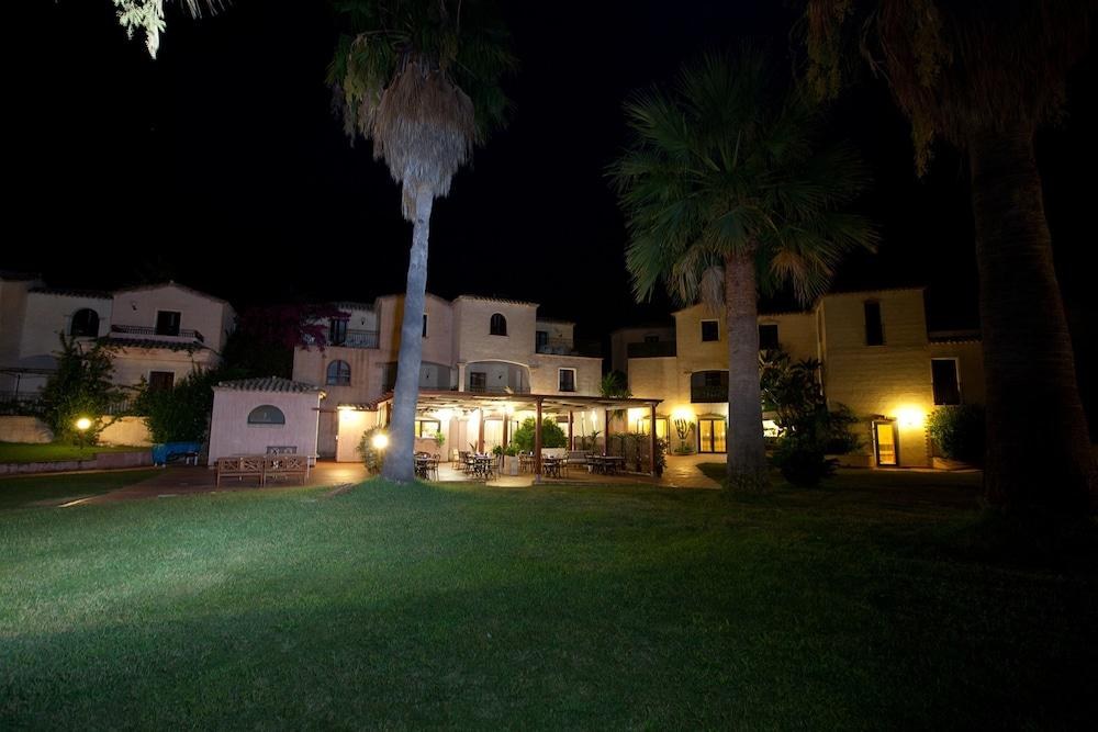 Baia delle Palme photo 2