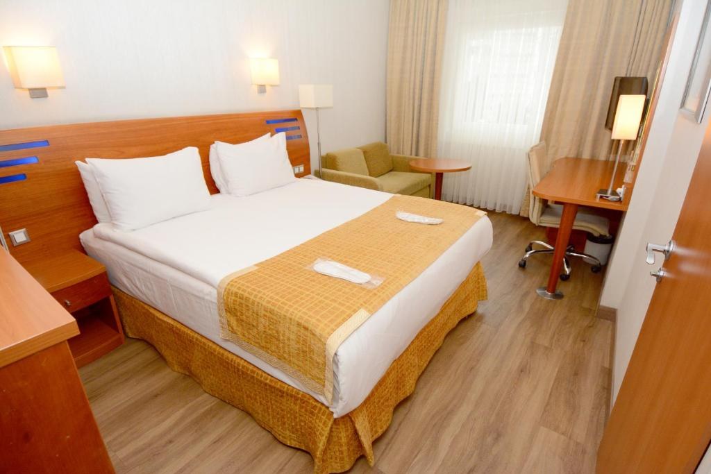 HOLIDAY INN ISTANBUL CITY TOPKAPI photo 4