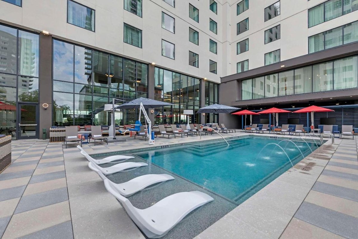 Cambria Hotel Austin Downtown photo 4