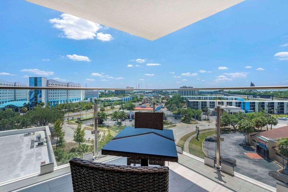 Cambria Hotel Orlando Universal Blvd photo 2