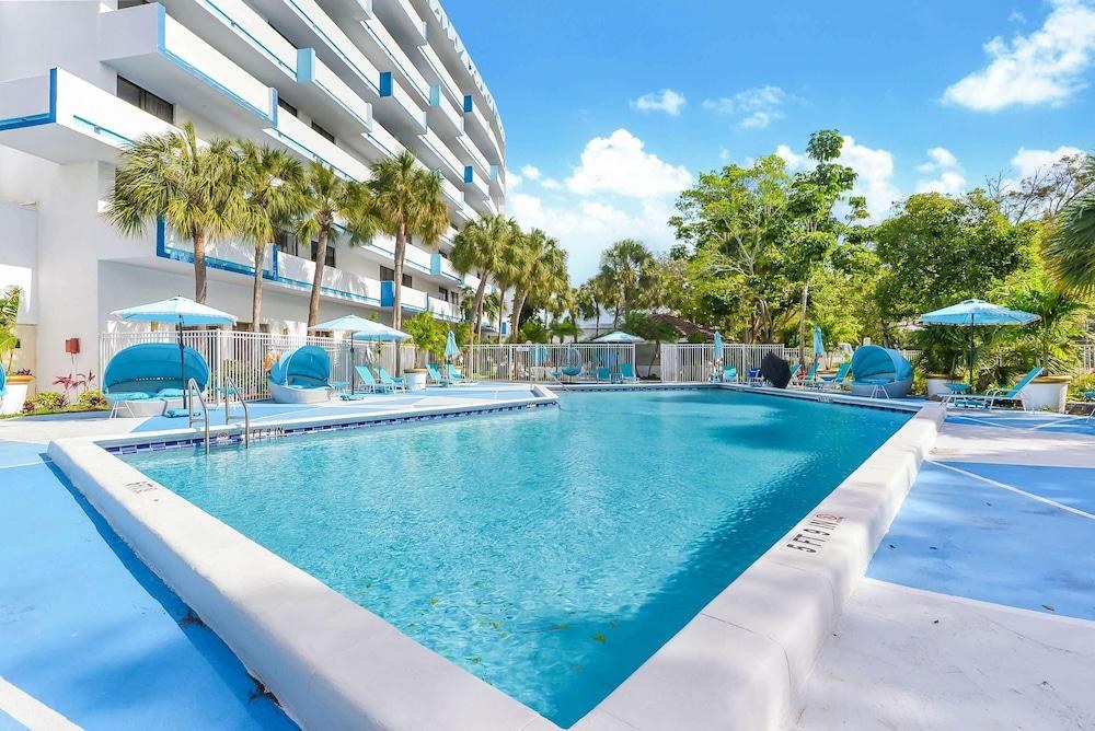 Chateau Mar Golf Resort, Trademark Collection by Wyndham photo 3