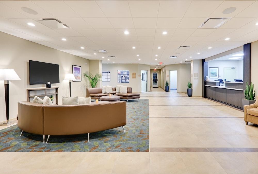 Candlewood Suites Dallas NW Farmers Branch photo 2