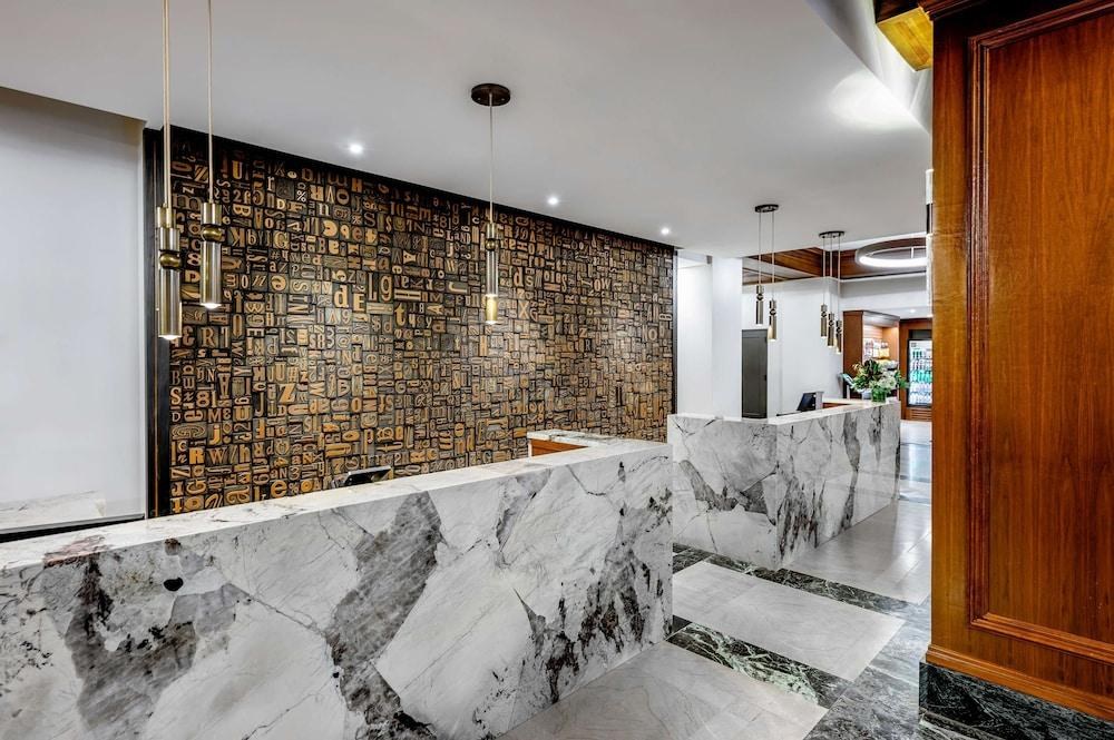Hotel Fort Des Moines, Curio Collection by Hilton photo 2