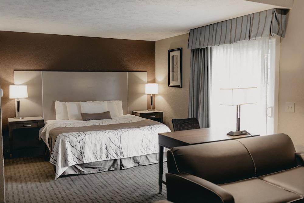 Eastland Suites Hotel & Conference Ctr, Trademark by Wyndham photo 3