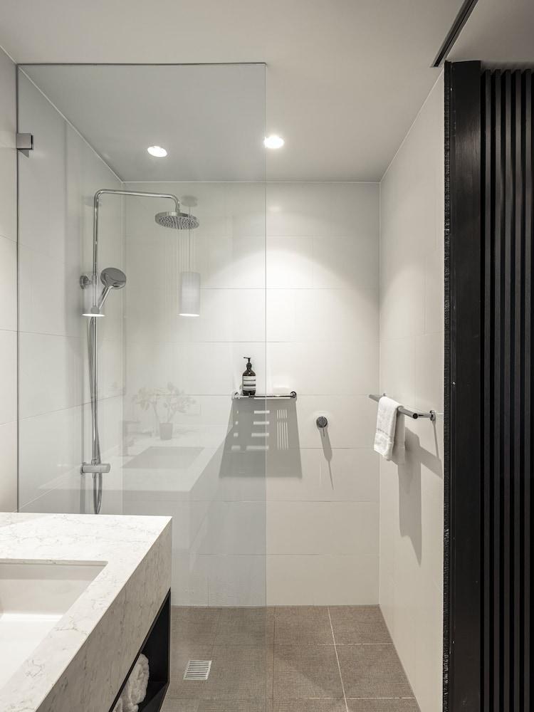 Mercure Sydney Rouse Hill photo 1