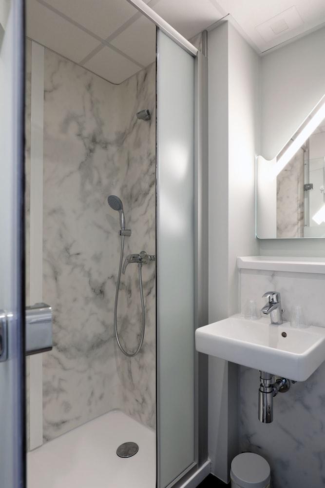 Ibis Budget Gent Centrum Dampoort photo 1