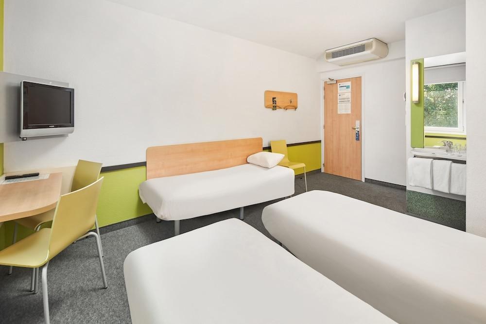 Ibis Budget Wroclaw Poludnie photo 4