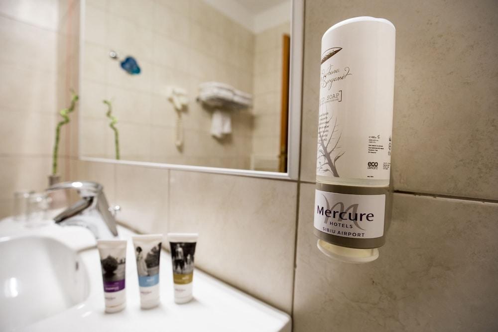Mercure Sibiu Airport photo 2
