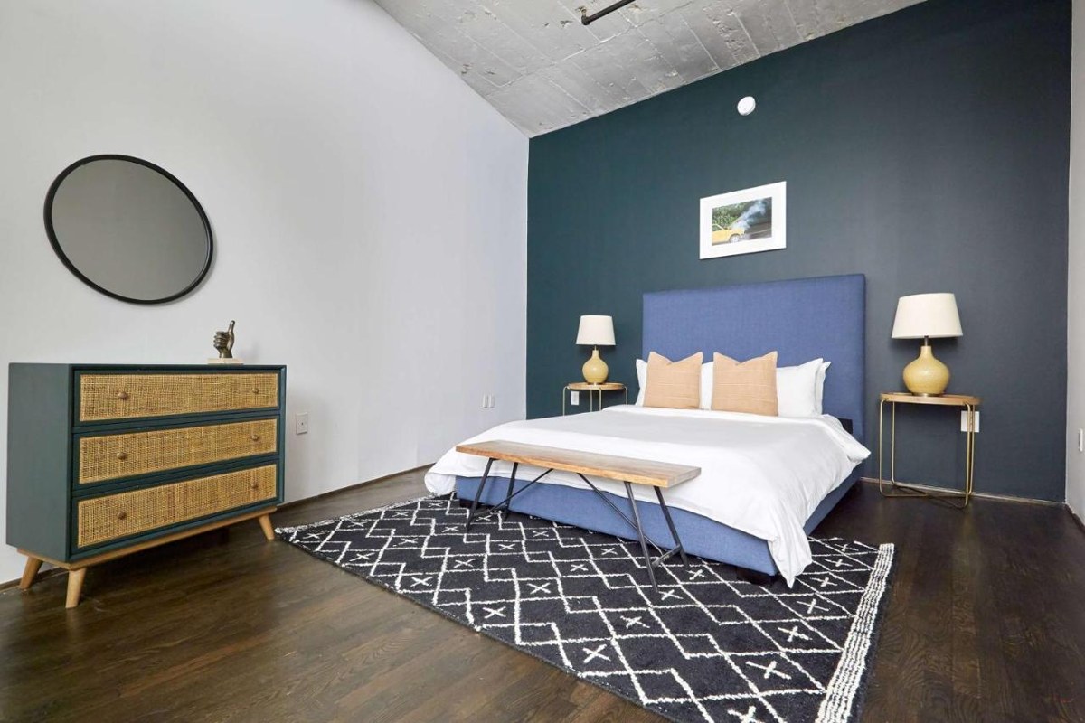 The District at Hogg Palace, A Wyndham Hotel photo 4