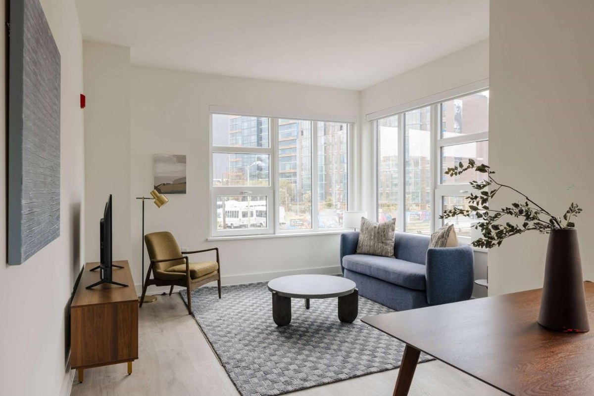 Reside NoMa, a Wyndham Residence photo 1