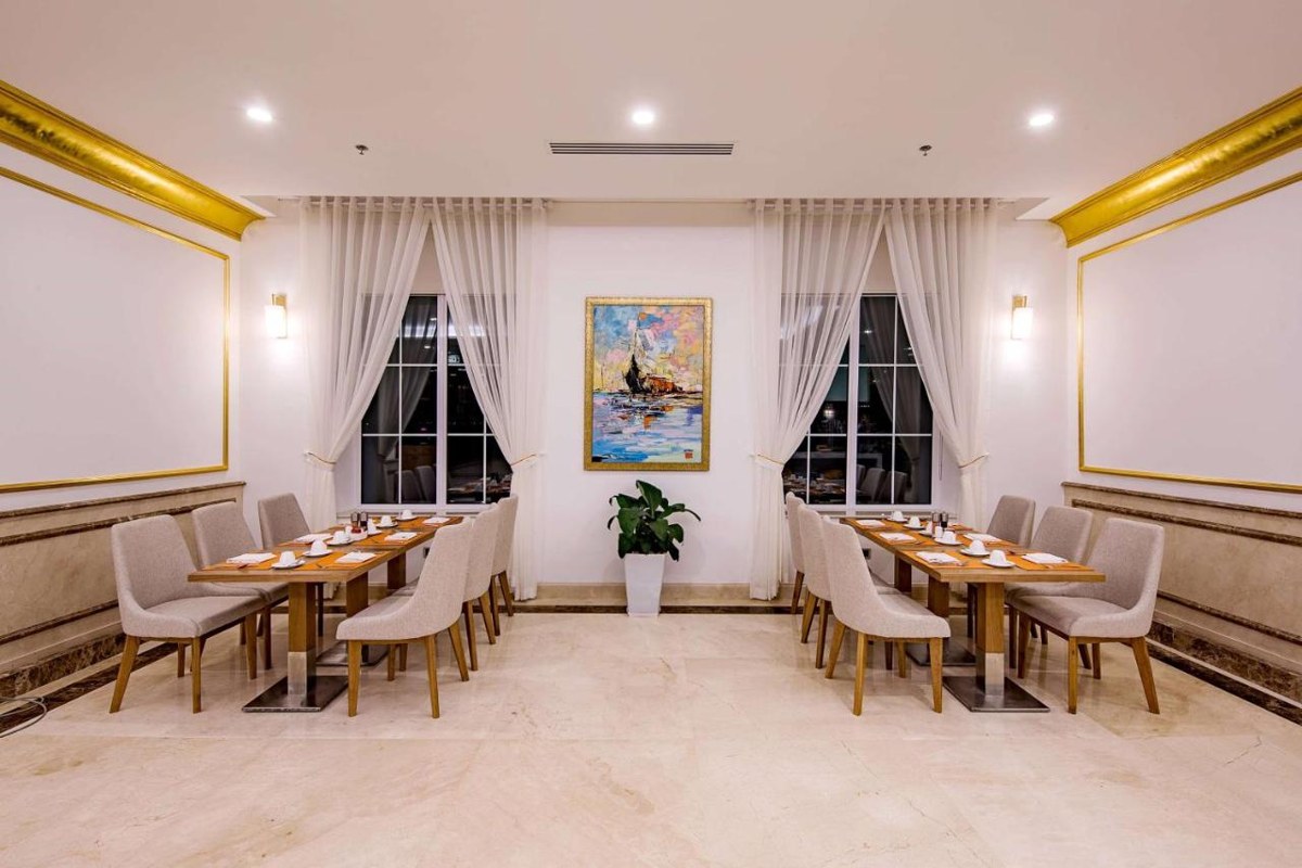 Wyndham Danang Golden Bay photo 2
