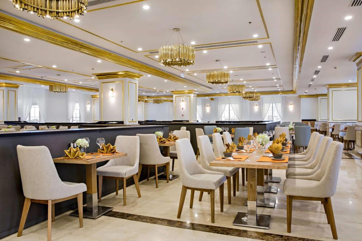 Wyndham Danang Golden Bay photo 4