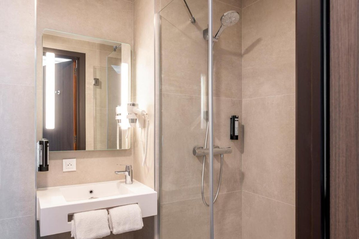 B&B Hotel Antwerp Centre photo 3