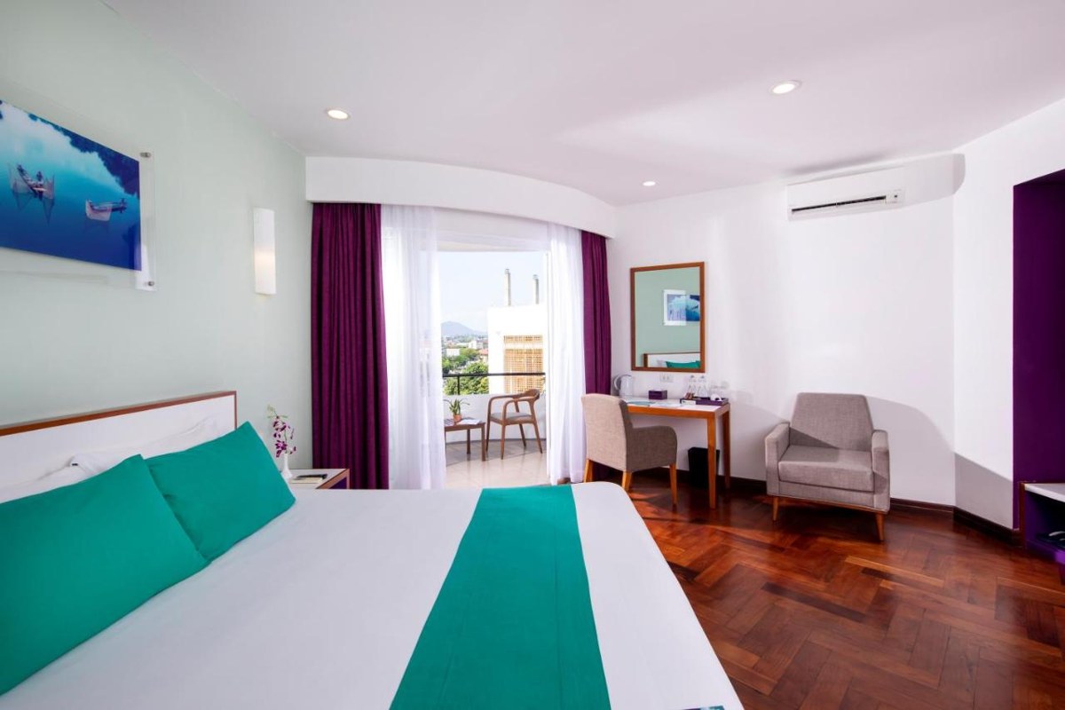 EMM HOTEL HUE photo 2