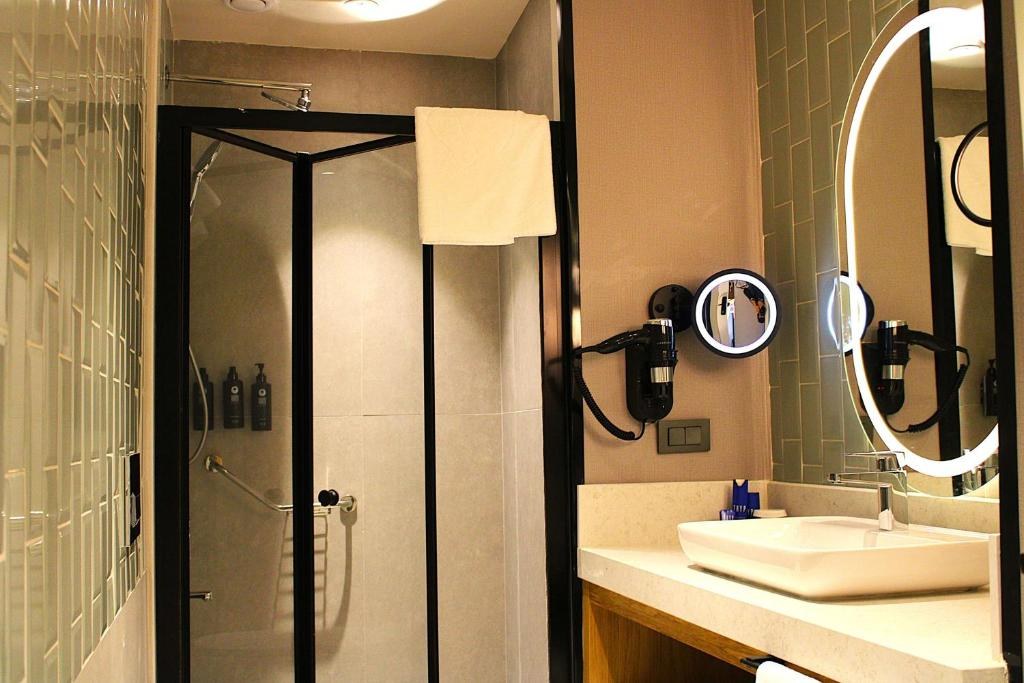 TRYP BY WYNDHAM ISTANBUL BEYOGLU photo 3